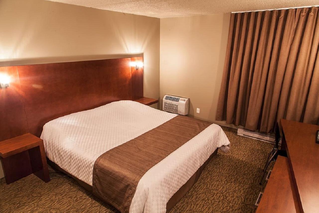 Hotel Royal Longueuil Exterior photo